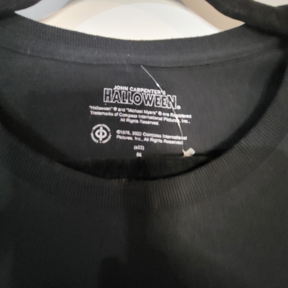 Spencer's hometown hero Michael Myers  short sleeve T-shirt size medium - Picture 8 of 9